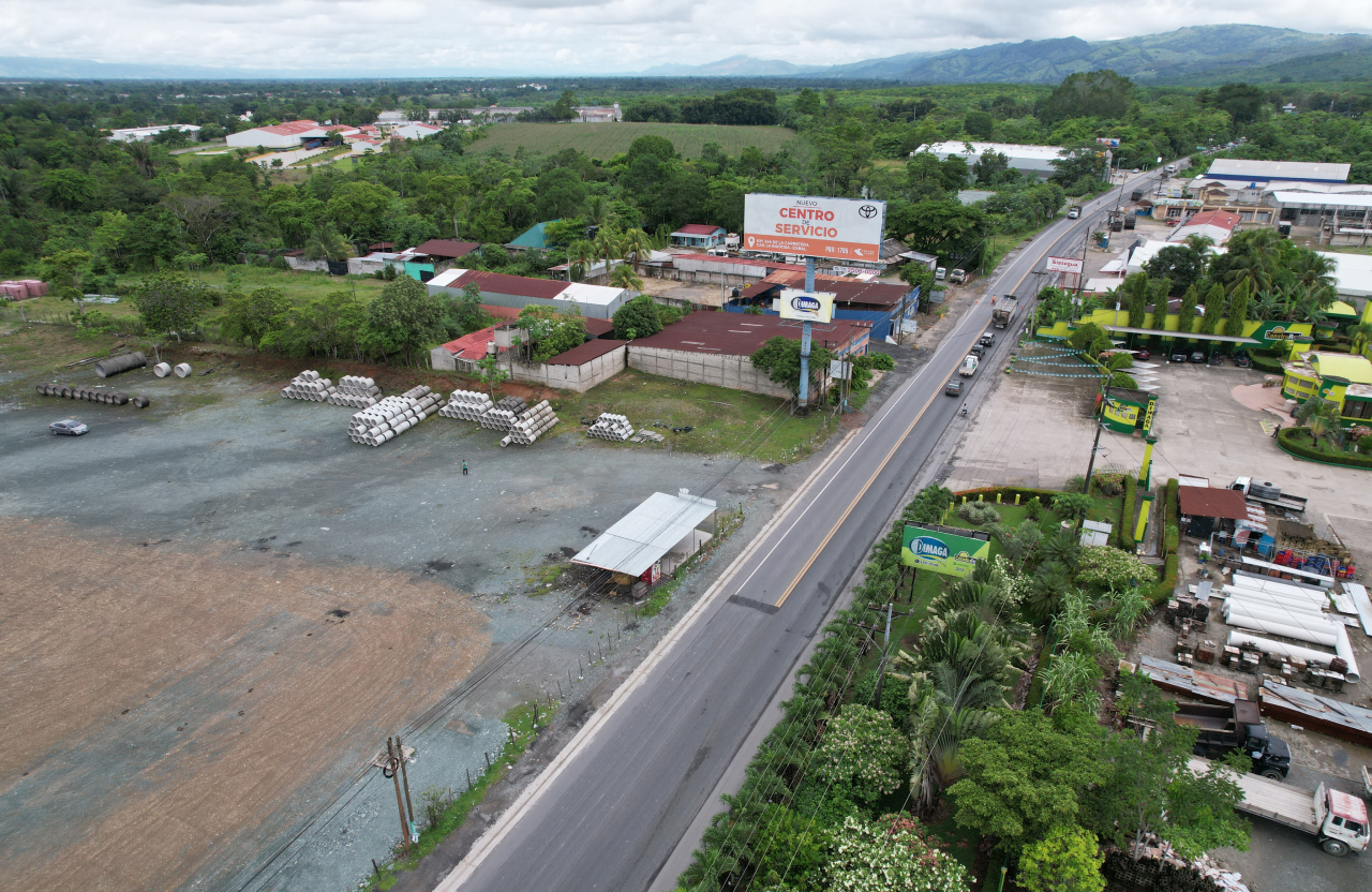 Renta de terreno en Morales Izabal km 244, punto estratégico para logística entre municipios